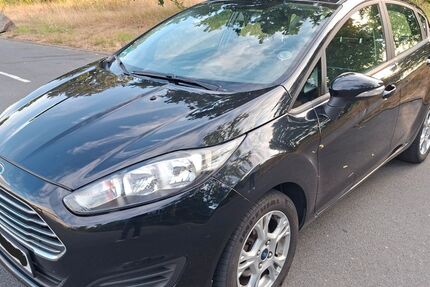 Ford Fiesta 181.000 km 4.450 &euro; Wiesbaden 65201