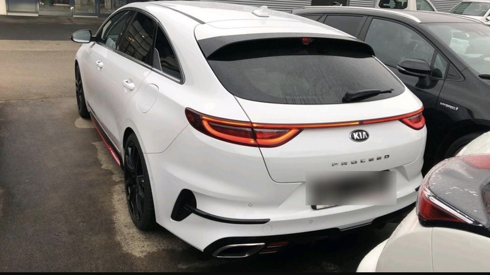 Kia Proceed GT 142.500 km 20.020 &euro; Braunfels 35619