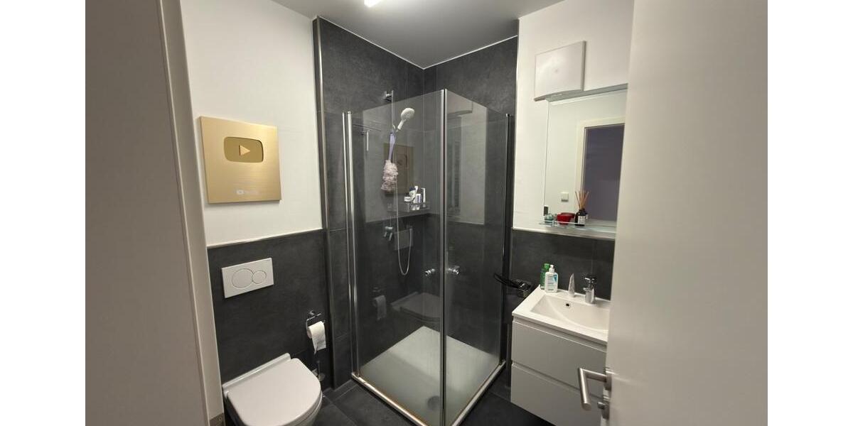 Erdgeschoßwohnung Bergisch Gladbach Frankenforst - 3 Zimmer, 130 m&sup2;, 2.080&euro; | Angebot:24717255