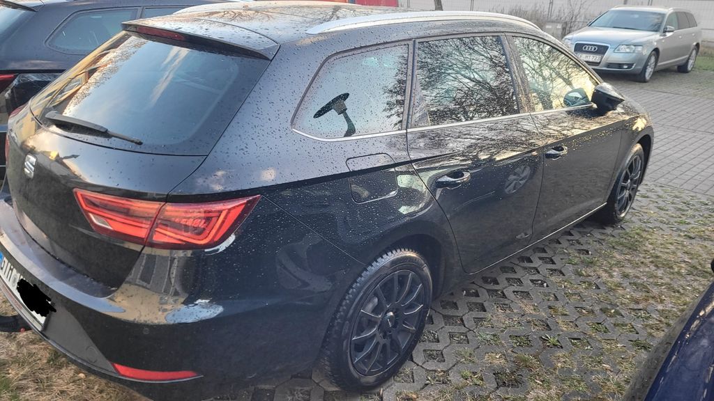 Seat Leon 104.000 km 11.900 &euro; Nesse-Apfelstädt 99192