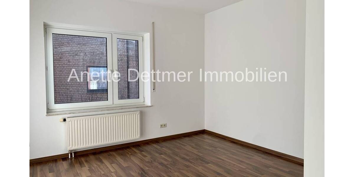 Etagenwohnung Alfeld - 3 Zimmer, 91 m&sup2;, 790&euro; | Angebot:26797149