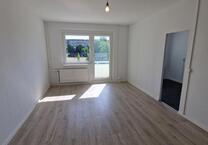 Hier trifft schöne Wohnung auf grüne Lage: 3-Zimmer-Wohnung mit Balkon in Hohenstücken!