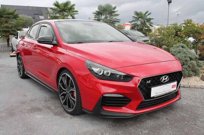 i30
