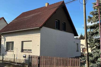Haus Lauchhammer - 4 Zimmer, 100 m&sup2;, 150.000&euro; | Angebot:25276914