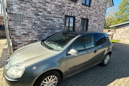 VW Golf 240.000 km 1.350 &euro; Harsefeld 21698