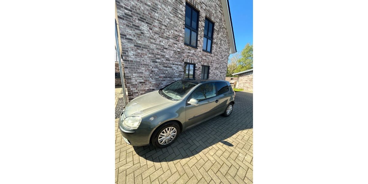 VW Golf 240.000 km 1.650 &euro; Harsefeld 21698