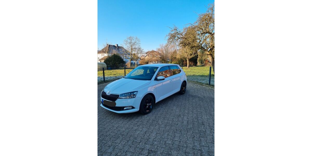 Skoda Fabia 153.520 km 7.950 &euro; Ibbenbüren 49477