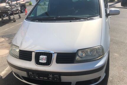 Seat Alhambra 273.000 km 2.600 € Hannover 30880