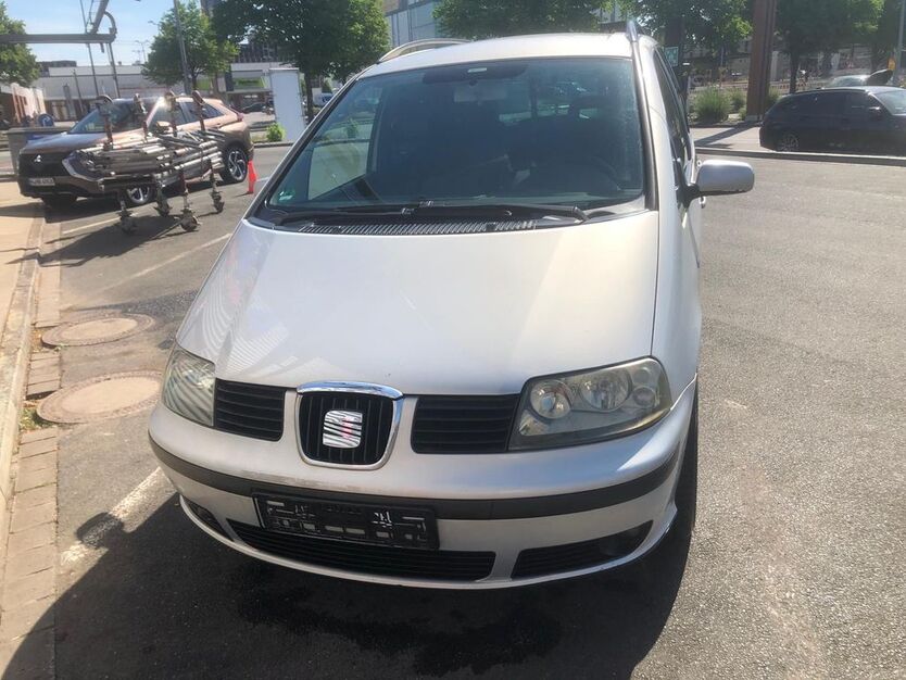 Seat Alhambra 273.000 km 2.700 € Hannover 30880