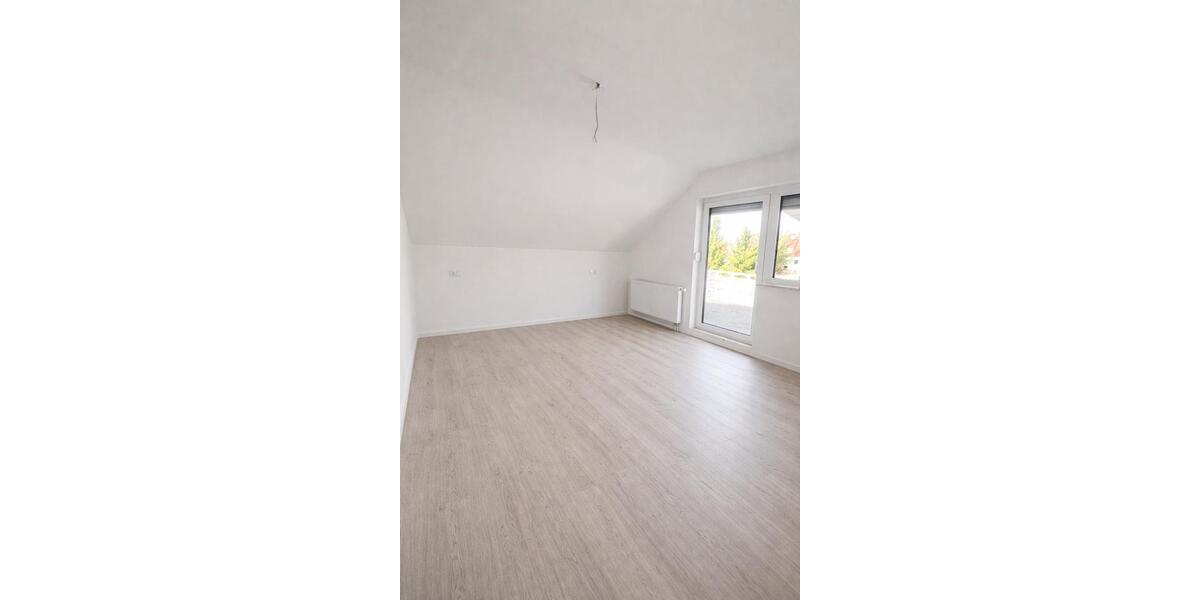 Dachgeschoßwohnung Mengen - 4 Zimmer, 108 m&sup2;, 1.110&euro; | Angebot:25518927