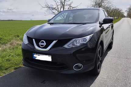 Nissan Qashqai 152.000 km 9.900 &euro; Sandesneben 23898