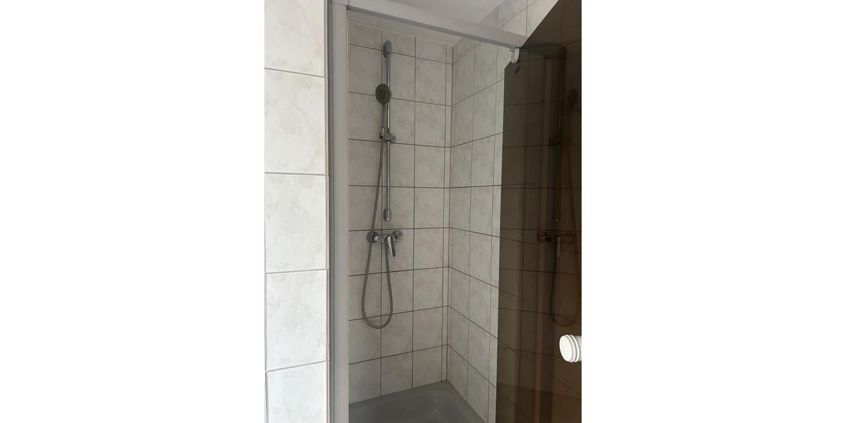 Etagenwohnung Linkenheim-Hochstetten Hochstetten - 3 Zimmer, 84 m&sup2;, 1.000&euro; | Angebot:26661634