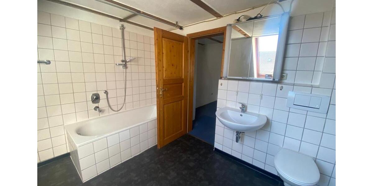 Maisonettenwohnung Kenzingen - 4 Zimmer, 20 m&sup2;, 1.150&euro; | Angebot:26338861
