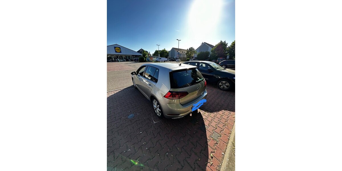 VW Golf 76.200 km 24.100 € Mannheim 68159