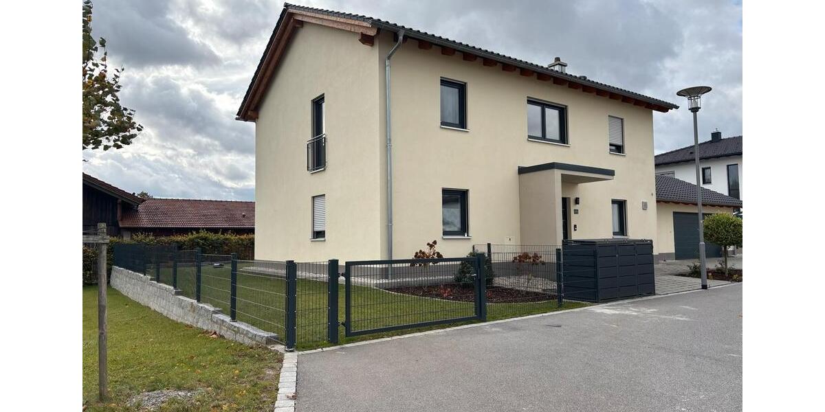 Einfamilienhaus mit Doppelgarage 5 zimmer