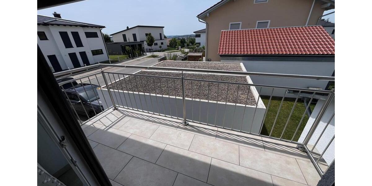 Etagenwohnung Mallersdorf-Pfaffenberg Pfaffenberg - 3 Zimmer, 80 m&sup2;, 850&euro; | Angebot:26378762