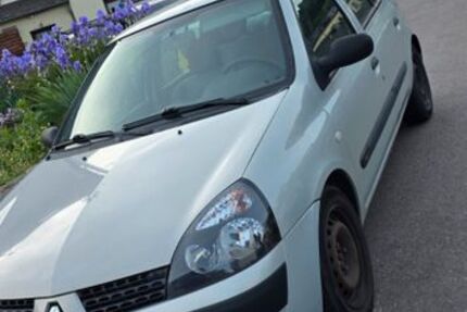 Renault Clio 175.000 km 2.200 &euro; Langsur 54308