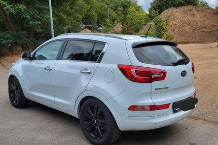 Kia Sportage 150.000 km 6.799 &euro; Duisburg 47198