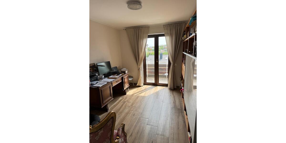 Doppelhaushälfte Würzburg Lengfeld - 7 Zimmer, 154 m&sup2;, 595.000&euro; | Angebot:26423726