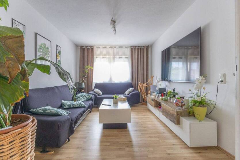 Menden Nähe Fußgängerzone – Wohnung im 2.OG über 2 Etagen (ohne Balkon)