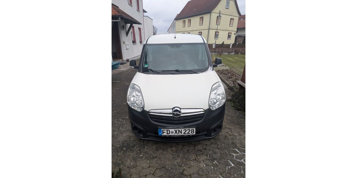 Opel Combo 159.300 km 6.900 &euro; Löschenrod 36124