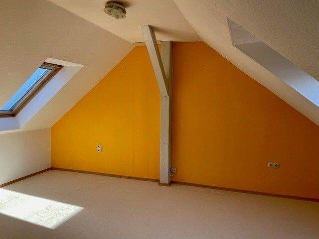 Mehrfamilienhaus, Wohnhaus Bad Windsheim - 7 Zimmer, 205 m&sup2;, 540.000&euro; | Angebot:25690491