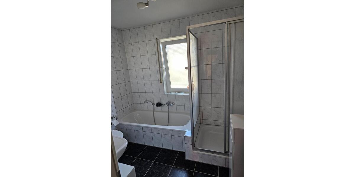 Etagenwohnung Reichshof - 3 Zimmer, 80 m&sup2;, 368&euro; | Angebot:25322497