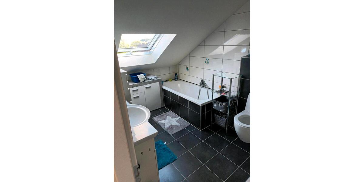Dachgeschoßwohnung Rennerod - 4 Zimmer, 118 m&sup2;, 109.000&euro; | Angebot:26425634