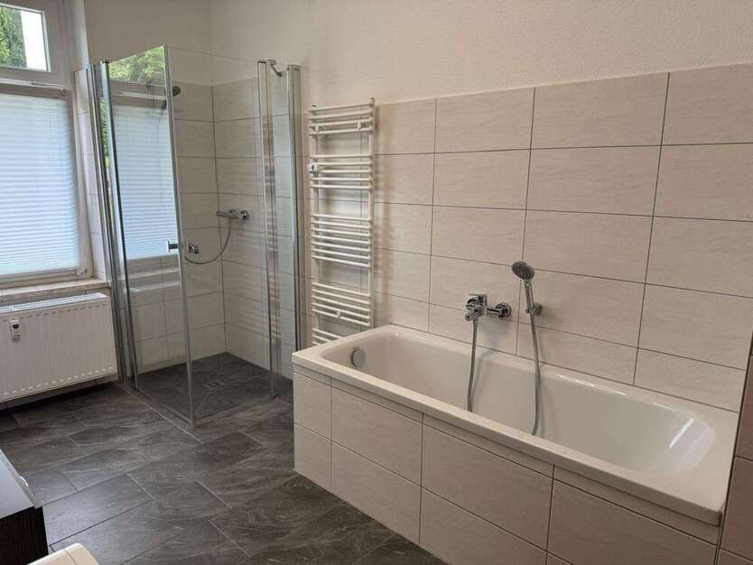 Wohnung zum Mieten in Aue 270 € 45 m²