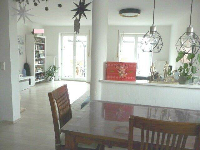 ** Familienfreundliche Doppelhaushälfte mit Garten in ruhiger Lage in Schirmitz ** 5 zimmer