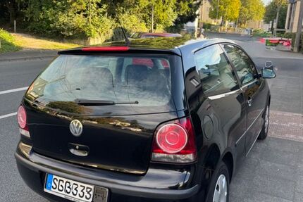 VW Polo 82.000 km 3.900 &euro; Solingen 42657
