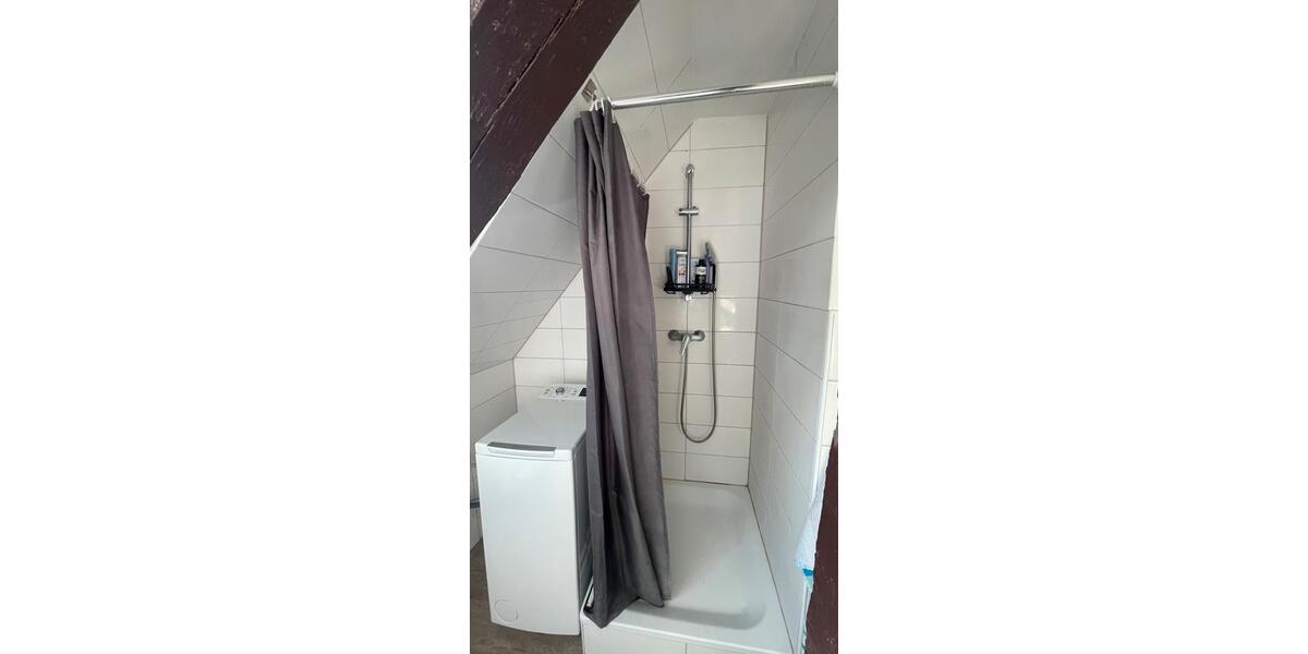 Dachgeschoßwohnung Kiel Friedrichsort - 3.5 Zimmer, 72 m&sup2;, 923&euro; | Angebot:25418368