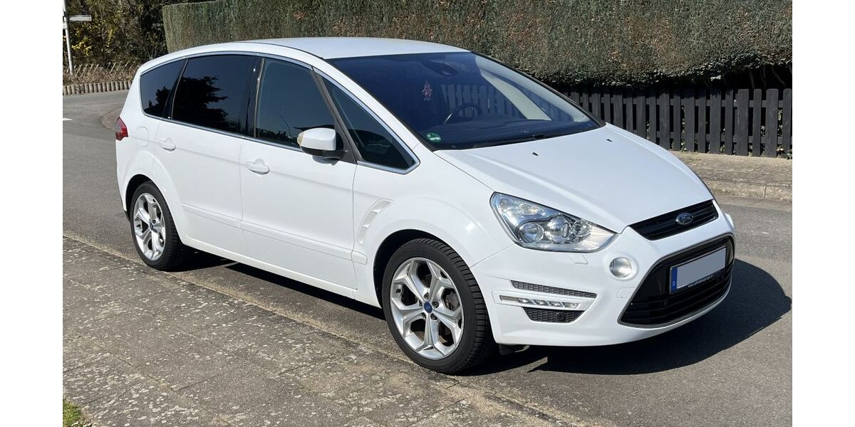 Ford S-Max 143.700 km 7.000 &euro; Minden 32423
