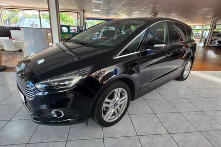 Ford S-Max 111.922 km 19.490 &euro; Gronau 48599