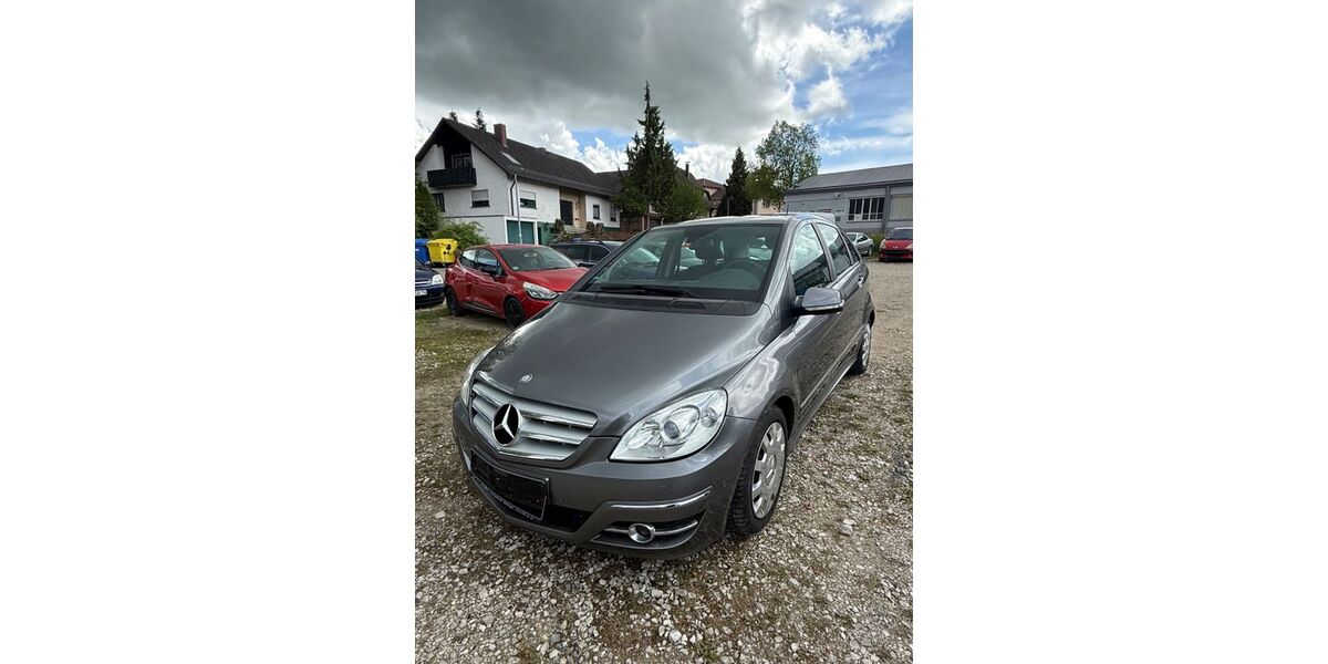 Mercedes-Benz B 180 160.941 km 2.200 &euro; Wehingen 78564