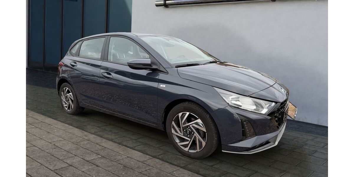 Hyundai i20 32.800 km 16.980 &euro; Leimbach 36433