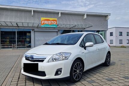 Toyota Auris 143.080 km 6.500 &euro; Leipzig 04299