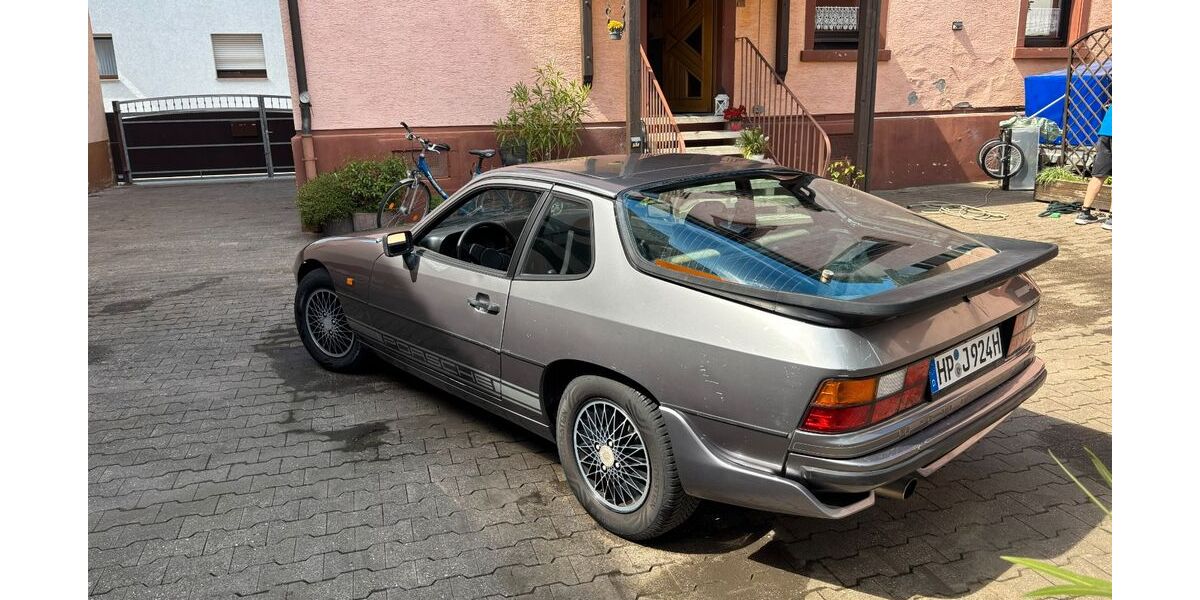 Porsche 924 61.000 km 7.995 &euro; Viernheim 68519