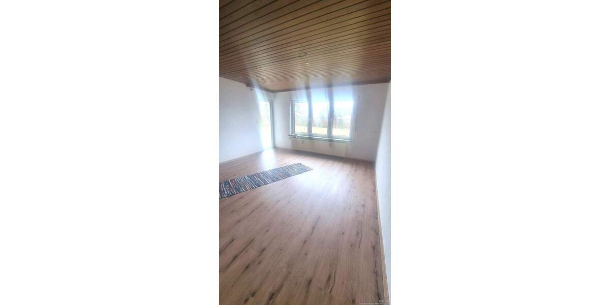 Etagenwohnung Beilngries - 3 Zimmer, 86 m&sup2;, 770&euro; | Angebot:25865205