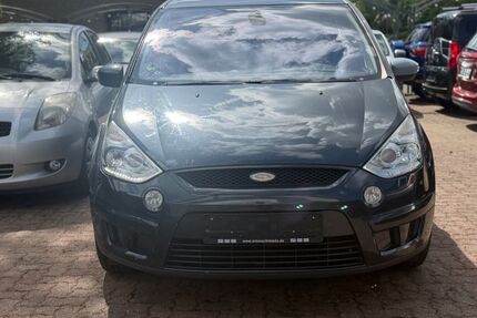 Ford S-Max 257.000 km 3.999 &euro; Trappenkamp 24610