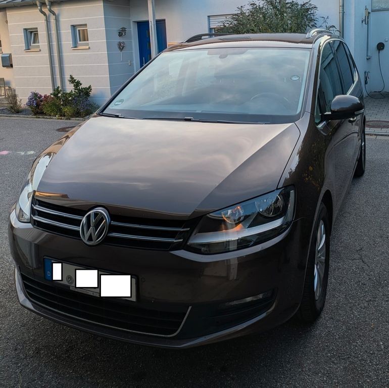 VW Sharan 185.550 km 9.600 € Regensburg 93059