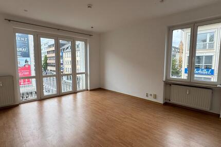 Wohnung für WG oder Familie, direkt in der Koblenzer Innenstadt zimmer