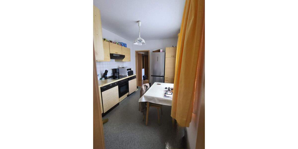 Etagenwohnung Weißenfels Burgwerben - 3 Zimmer, 67 m&sup2;, 59.000&euro; | Angebot:25729804