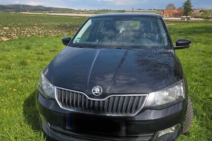 Skoda Fabia 128.500 km 3.400 &euro; Pforzheim 75177