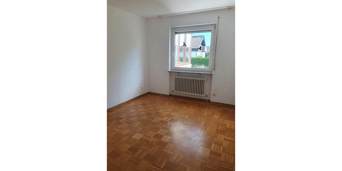 Einfamilienhaus Schwäbisch Gmünd Bargau - 9 Zimmer, 184 m&sup2;, 560.000&euro; | Angebot:26312414