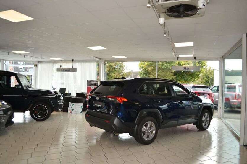 RAV 4