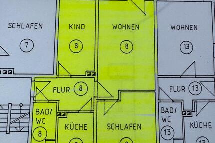 Eigentumswohnung mit MATERIAL zu verkaufen 3-Raum mit Balkon 3 zimmer