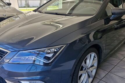 Seat Leon 126.390 km 14.389 &euro; Osterhofen 94486