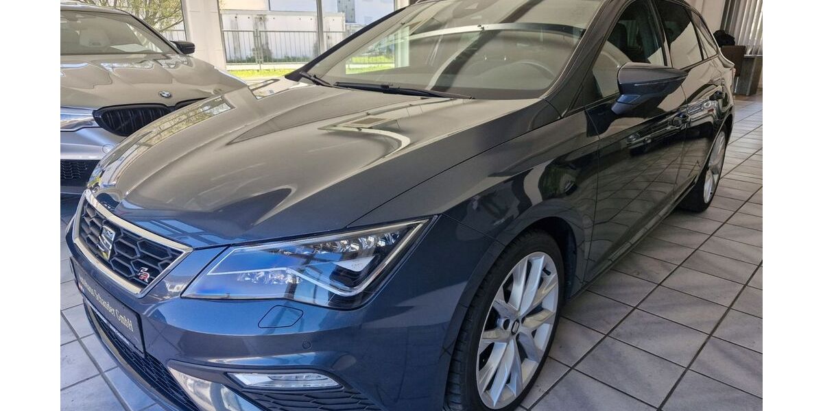 Seat Leon 126.390 km 14.389 &euro; Osterhofen 94486