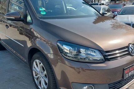 VW Touran 253.919 km 6.499 &euro; Fellbach 70736